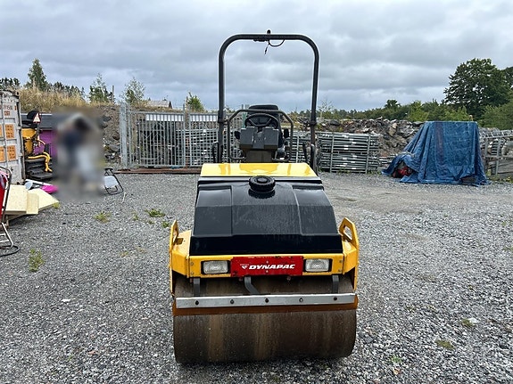 Vält Dynapac CC122 2 of 6