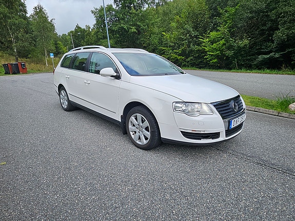 Volkswagen Passat 5 of 8