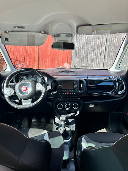 Fiat 500L 5 of 6