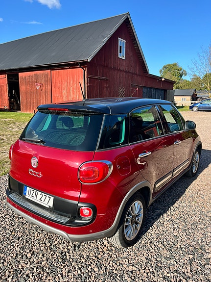 Fiat 500L 4 of 6
