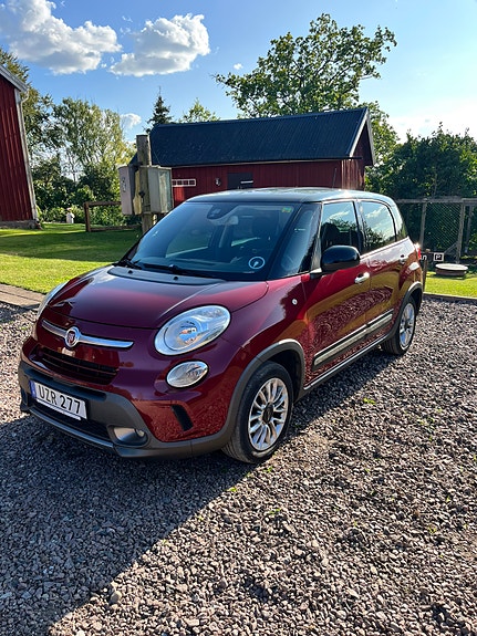 Fiat 500L 2 of 6