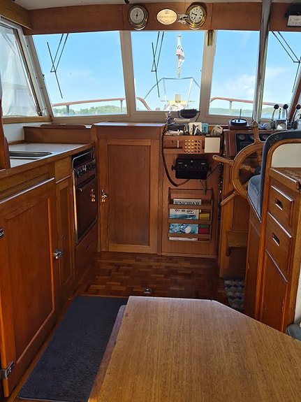 Grand Banks 32,  2 motors alternativ 7 of 12