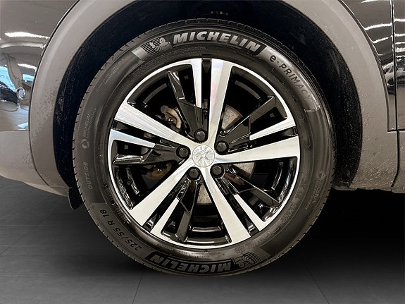 Peugeot 3008 16 of 17