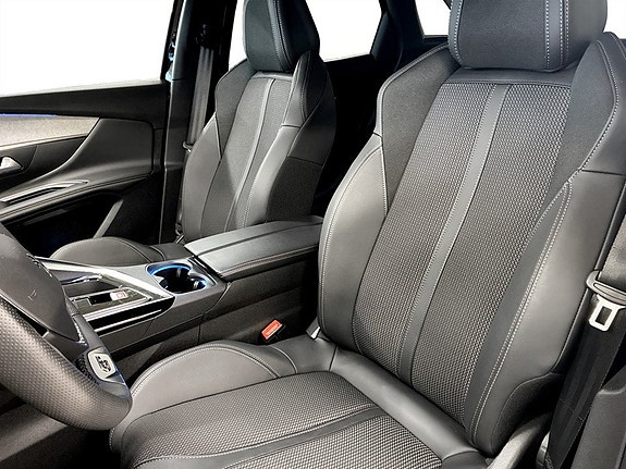 Peugeot 3008 5 of 17