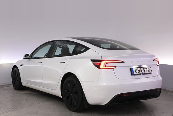Tesla Model 3 4 of 27
