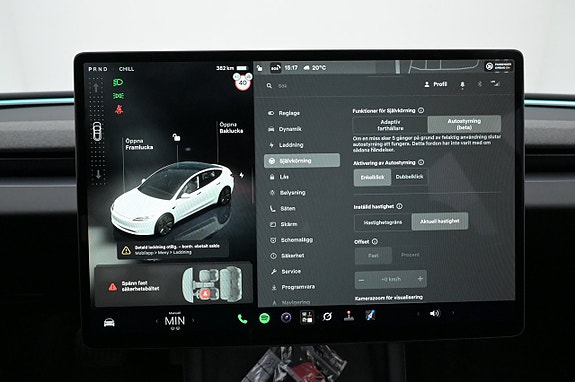 Tesla Model 3 11 of 27