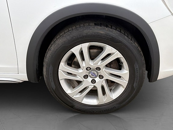 Volvo V60 Cross Country 30 of 30
