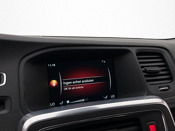 Volvo V60 Cross Country 23 of 30