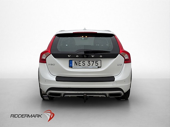 Volvo V60 Cross Country 6 of 30