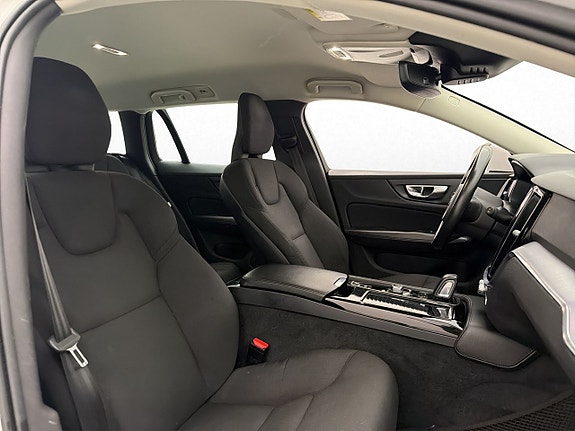 Volvo V60 18 of 29