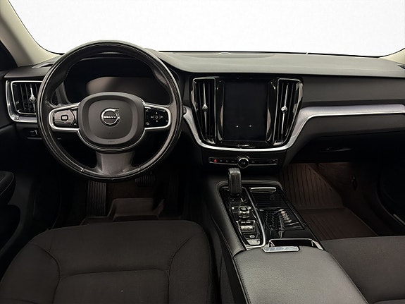 Volvo V60 13 of 29