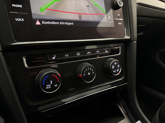 Volkswagen Golf V 21 of 28