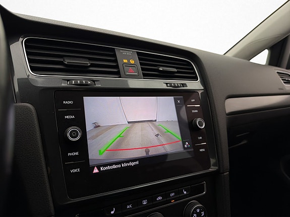 Volkswagen Golf V 20 of 28