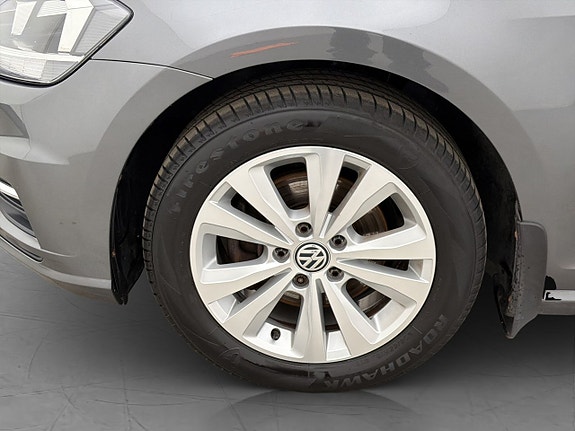 Volkswagen Golf V 24 of 28