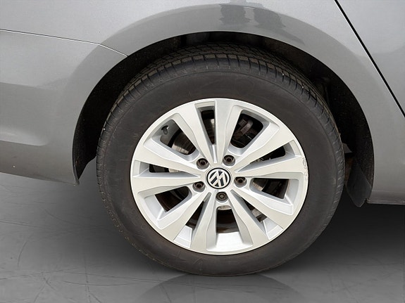 Volkswagen Golf V 26 of 28
