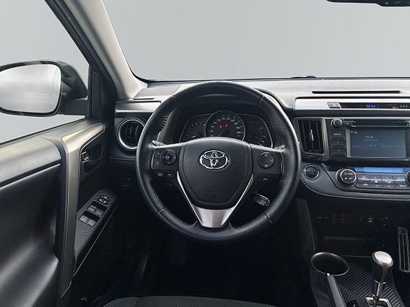 Toyota RAV4 9 of 10