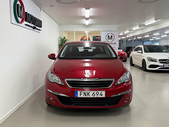 Peugeot 308 SW 2 of 27