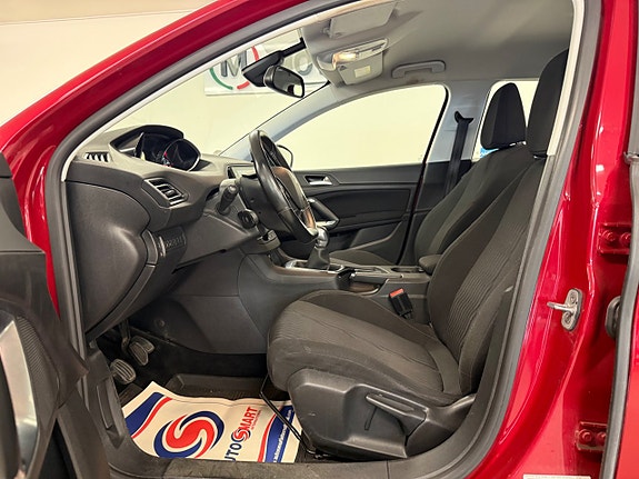 Peugeot 308 SW 10 of 27