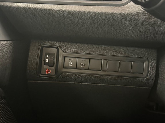 Peugeot 308 SW 25 of 27