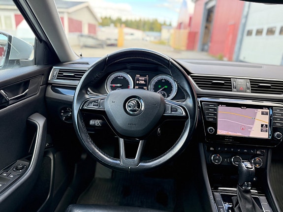 Skoda Superb 6 of 26