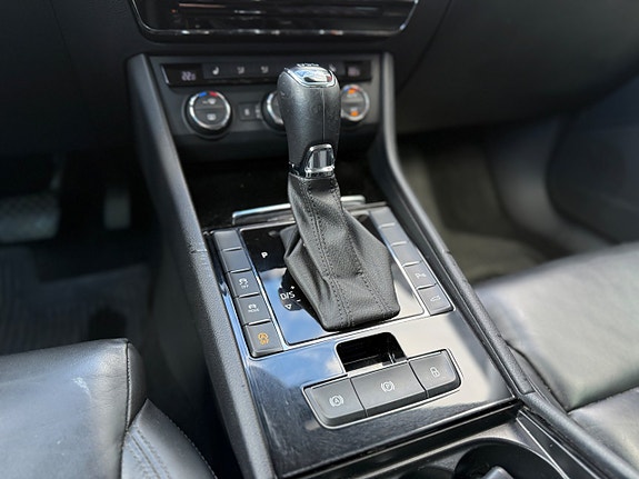 Skoda Superb 8 of 26