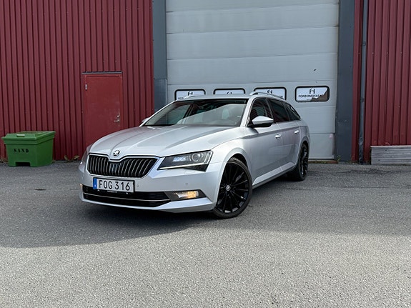 Skoda Superb 7 of 26