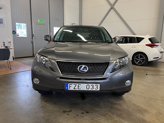 Lexus RX450h 3 of 18