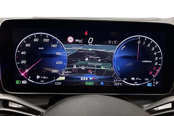 Mercedes-Benz GLC300 e 23 of 25