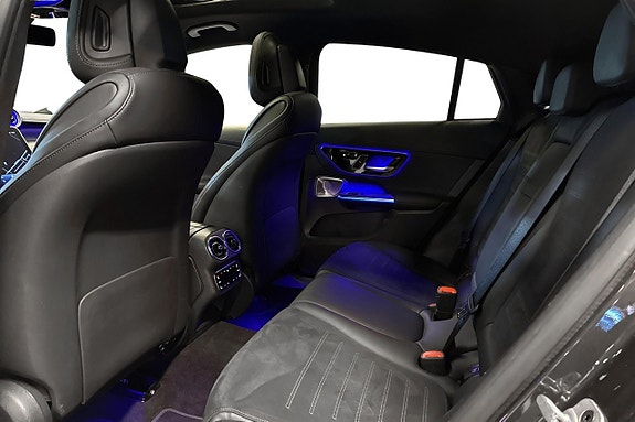 Mercedes-Benz GLC300 e 15 of 25