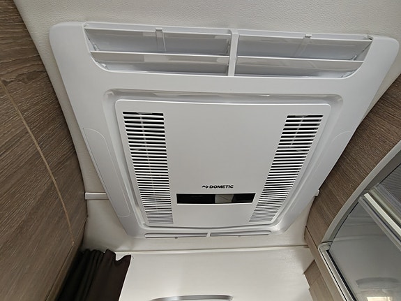 KABE TM i860 LGB 12 of 20