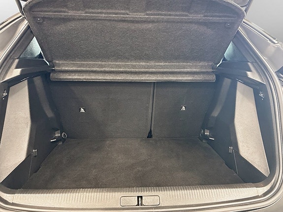 Peugeot 2008 16 of 16