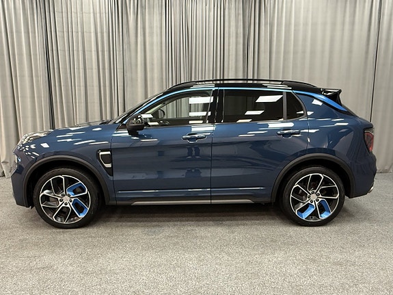 Lynk & Co 01 2 of 16