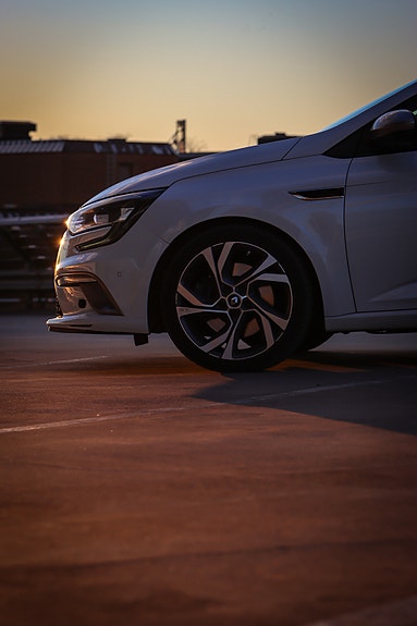 Renault Megane IV 2 of 6