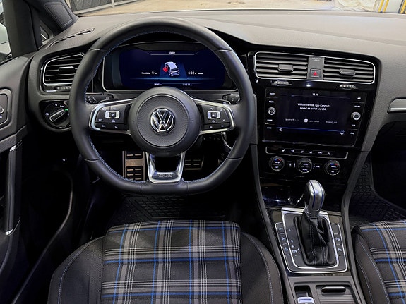 Volkswagen Golf I 4 of 14