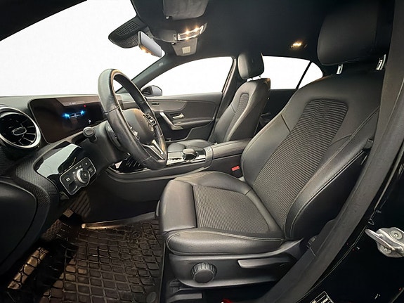 Mercedes-Benz A180 11 of 29