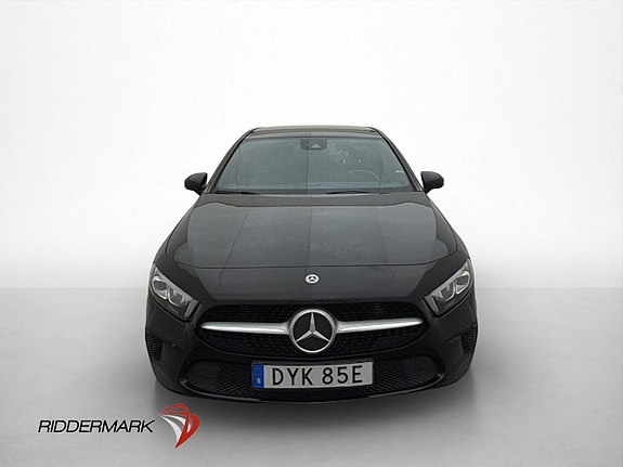 Mercedes-Benz A180 2 of 29