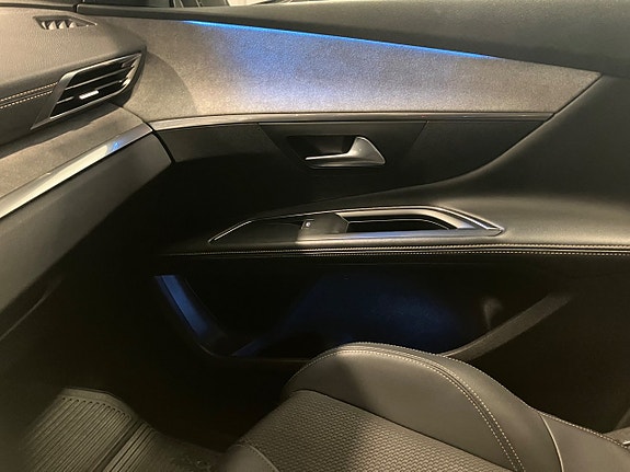 Peugeot 5008 9 of 15