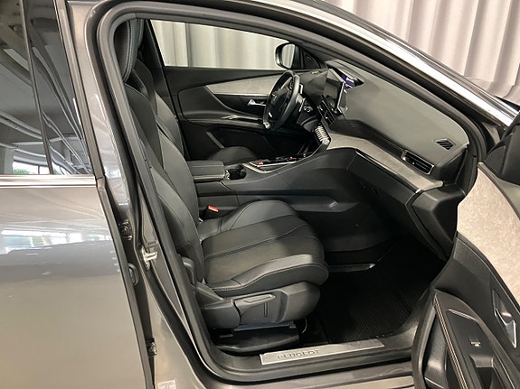Peugeot 5008 4 of 15