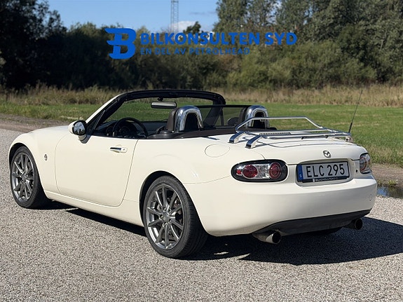 Mazda MX-5 10 of 13