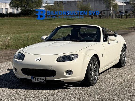 Mazda MX-5 3 of 13