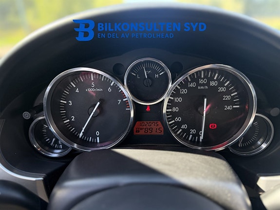 Mazda MX-5 9 of 13