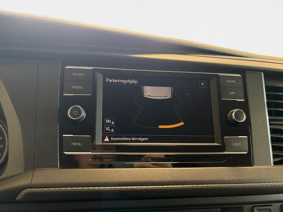 Volkswagen Caravelle 11 of 15