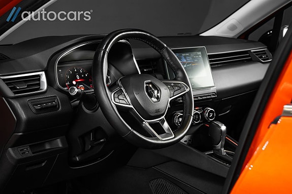 Renault Clio 19 of 30