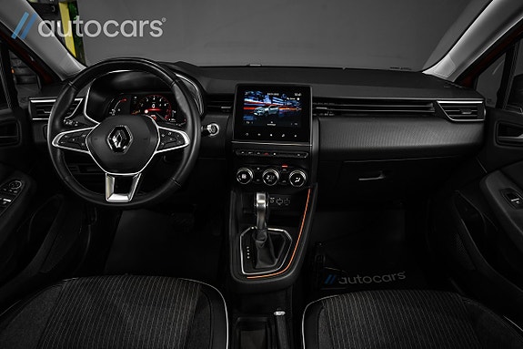 Renault Clio 20 of 30