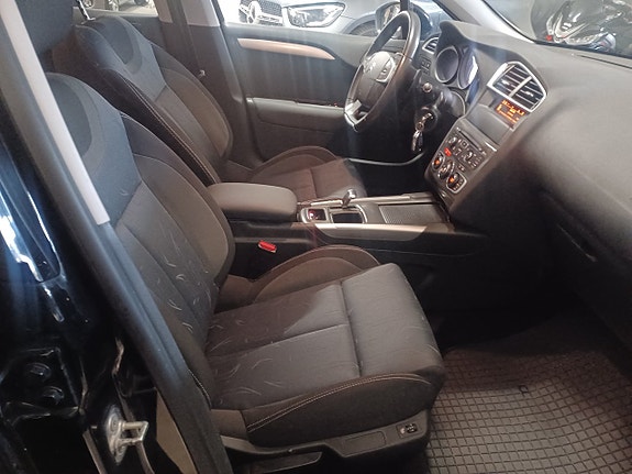 Citroen C4 15 of 17