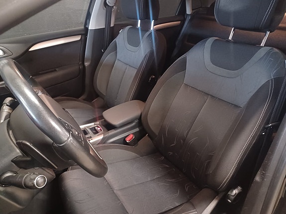 Citroen C4 10 of 17