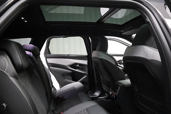 Peugeot e-5008 20 of 30