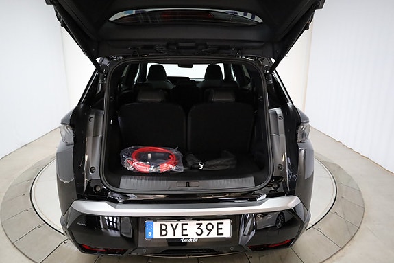 Peugeot e-5008 30 of 30