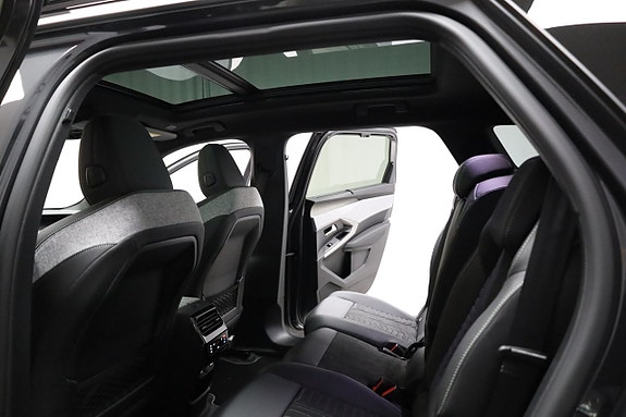 Peugeot e-5008 21 of 30