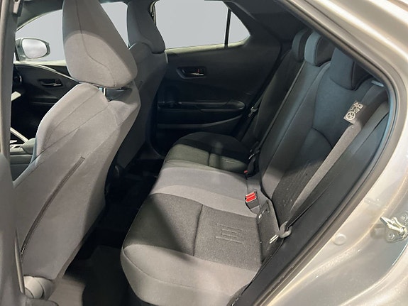 Toyota C-HR 11 of 26